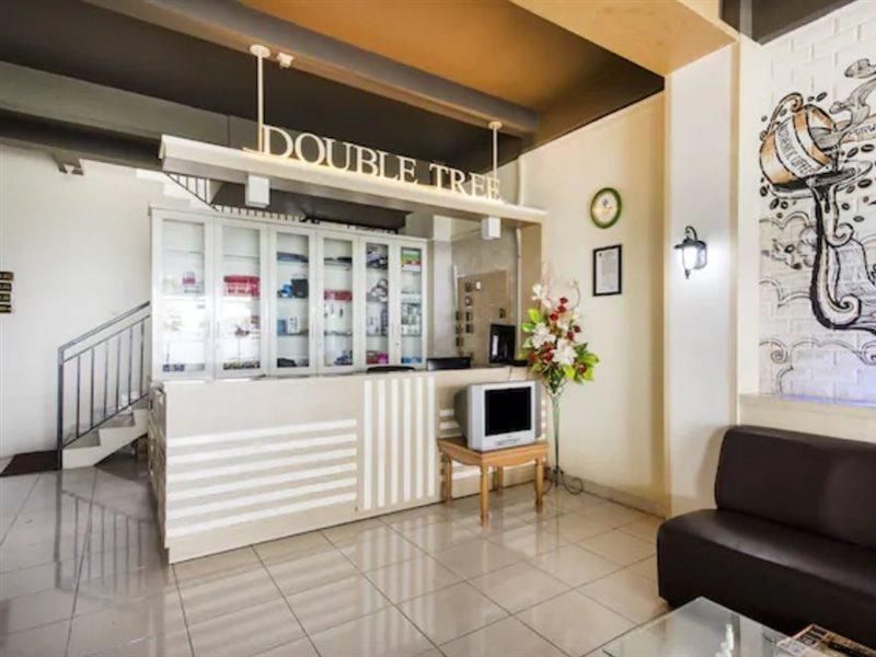 Oyo 3746 Double Tree Guesthouse Purwokerto Exterior foto
