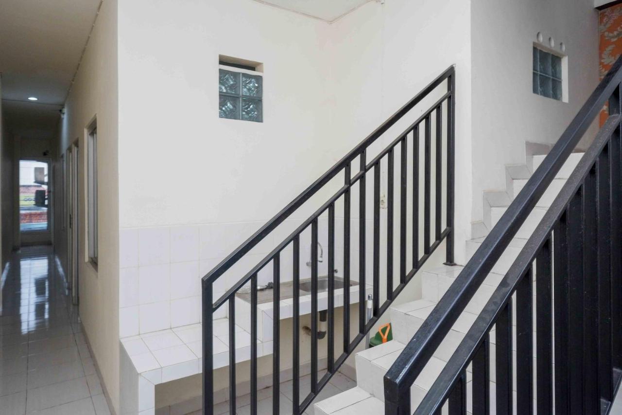 Oyo 3746 Double Tree Guesthouse Purwokerto Exterior foto